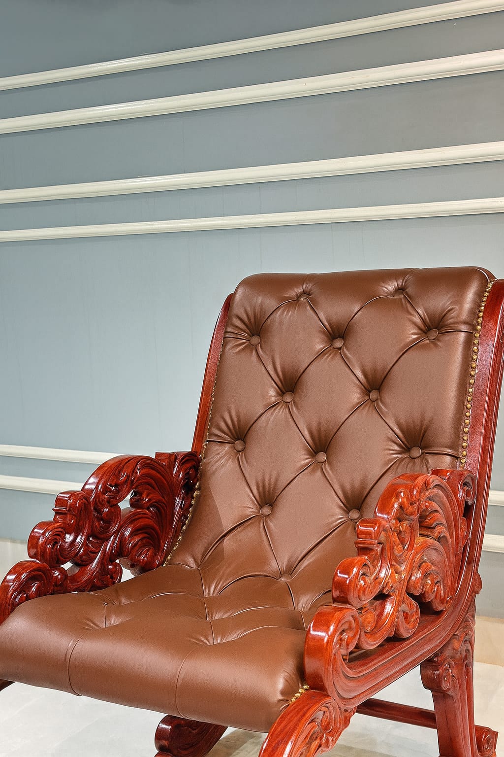 Aamazing Hand Carved Rocking Chair (Teak Wood)