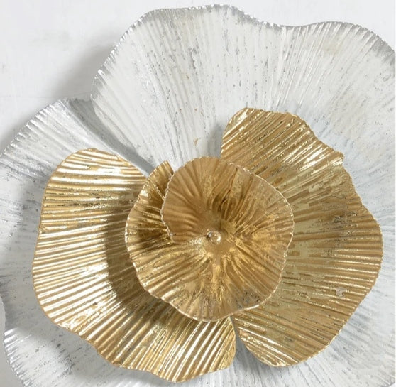 5 FLOWER WALL ART