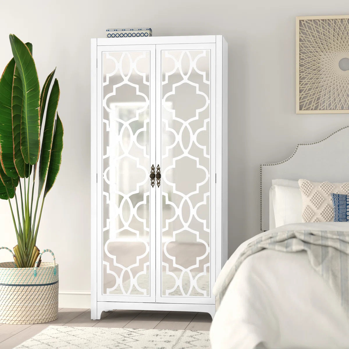 Eckhart Armoire