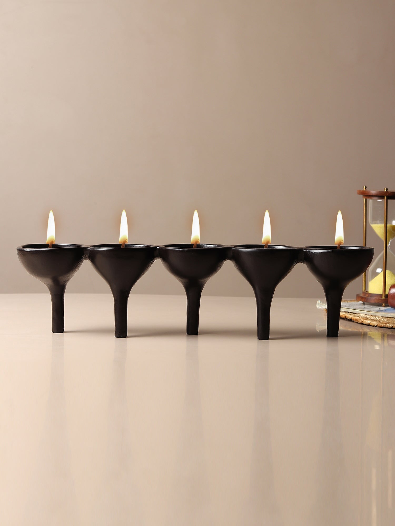 Rivera Candle & T-Light holder medium