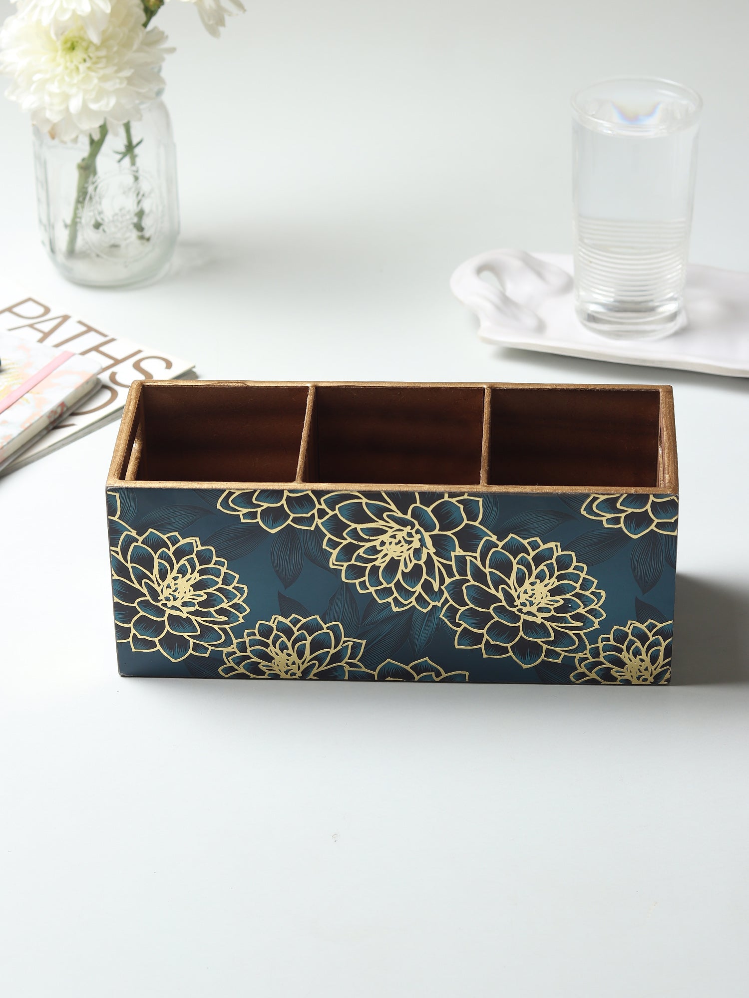 Sapphire Wreath  Tissue Box