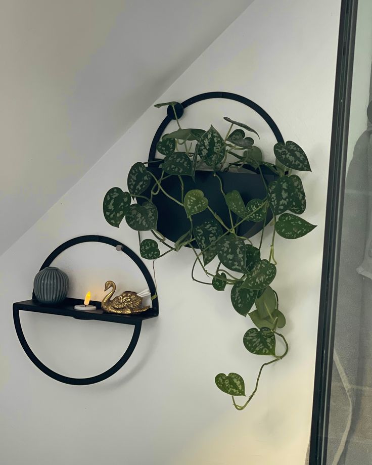 WALL HANGING
