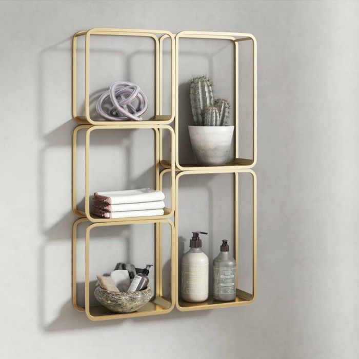 6 TEEER WALL HANGING