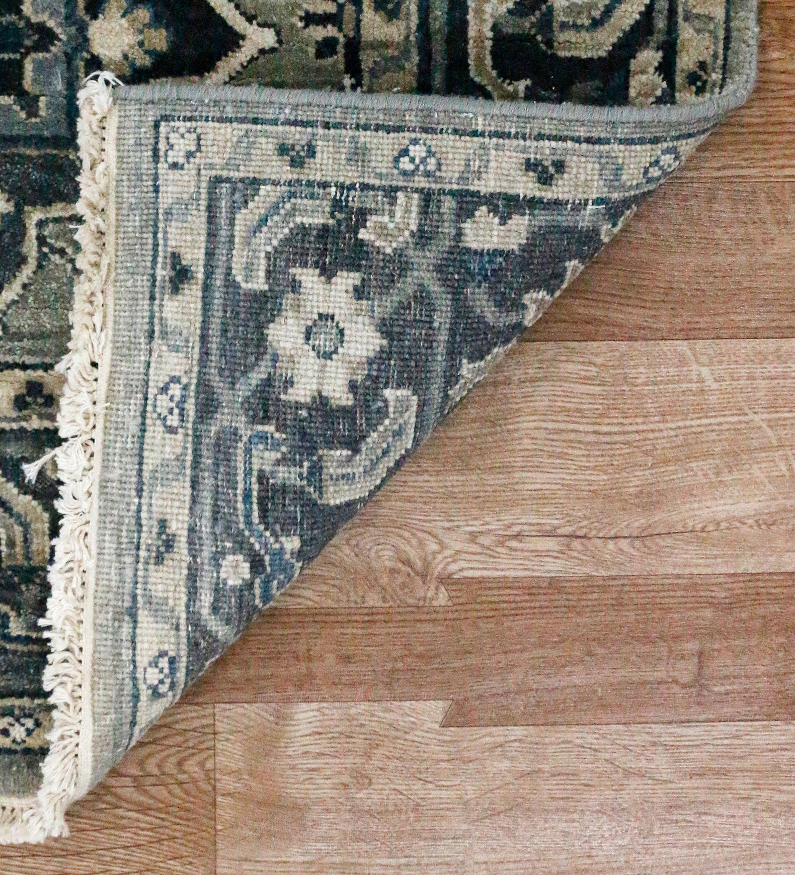 Heritage Traditional Pattern Hand Knotted  Rectangle Anti-Skid Designer Carpet, Prayer Rug For Office Cabins, Small Living Spaces - 3'X5'