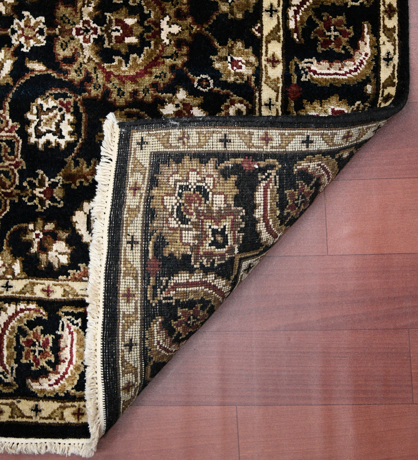 Luxor Classic Pattern Hand Knotted  Rectangle Anti-Skid Designer Carpet, Prayer Rug For Office Cabins, Small Living Spaces - 4'X6'