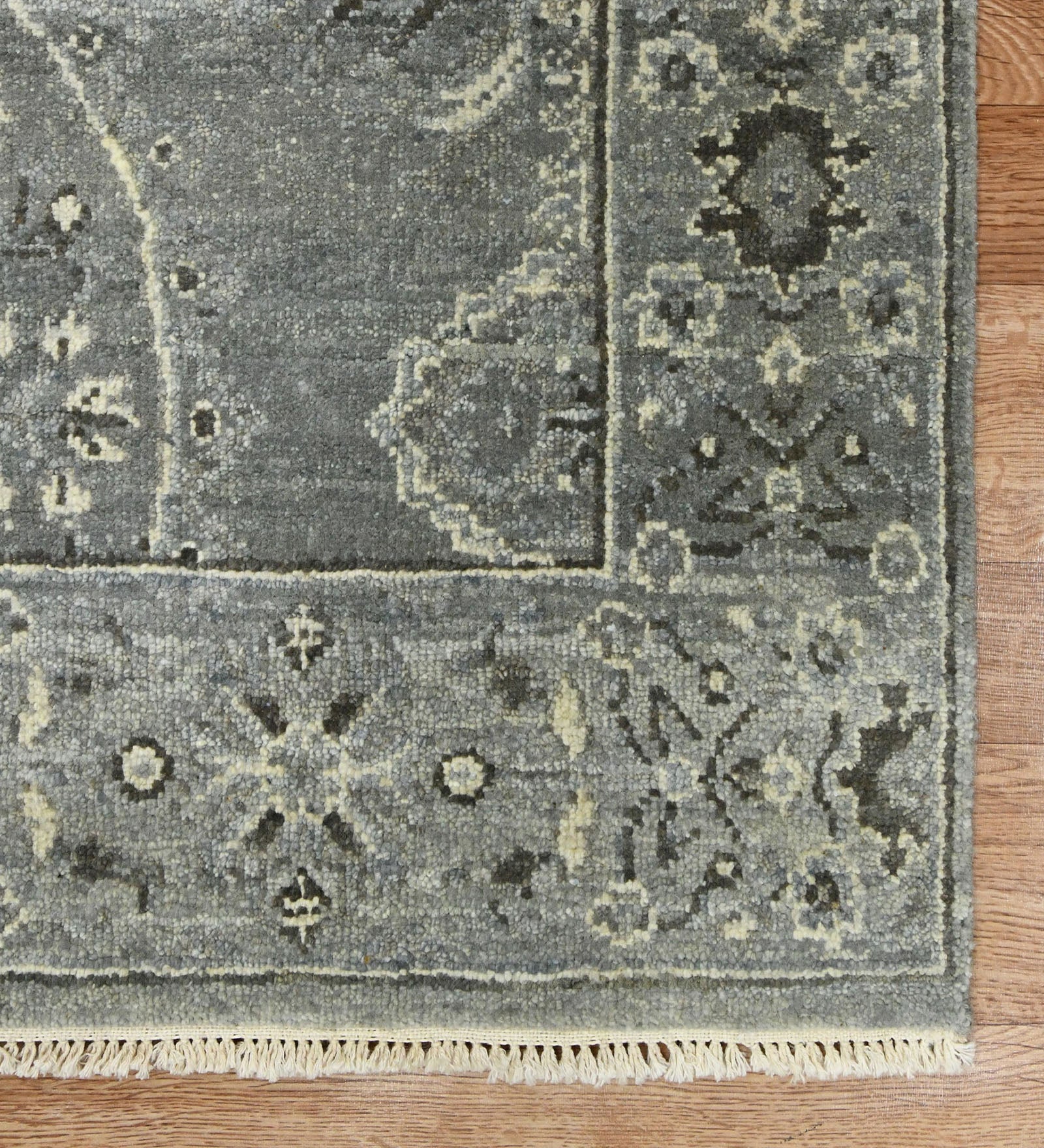 Nuit Arabe Traditional Pattern Hand Knotted  Rectangle Anti-Skid Designer Carpet, Area Rug For Bed Room, Living Room - 6'x9'