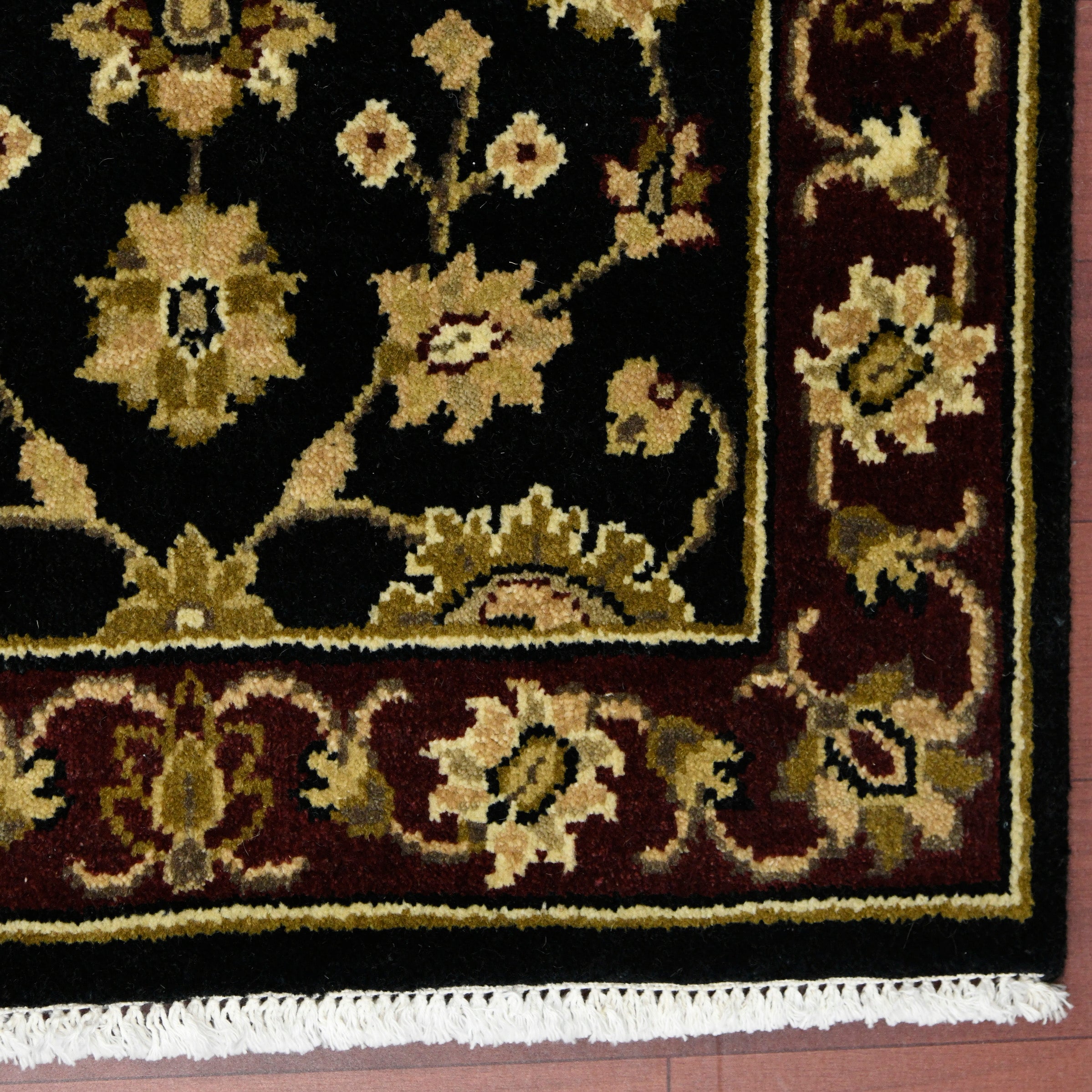 Luxor Classic Pattern Hand Knotted  Rectangle Anti-Skid Designer Carpet, Prayer Rug For Office Cabins, Small Living Spaces - 2'X3'
