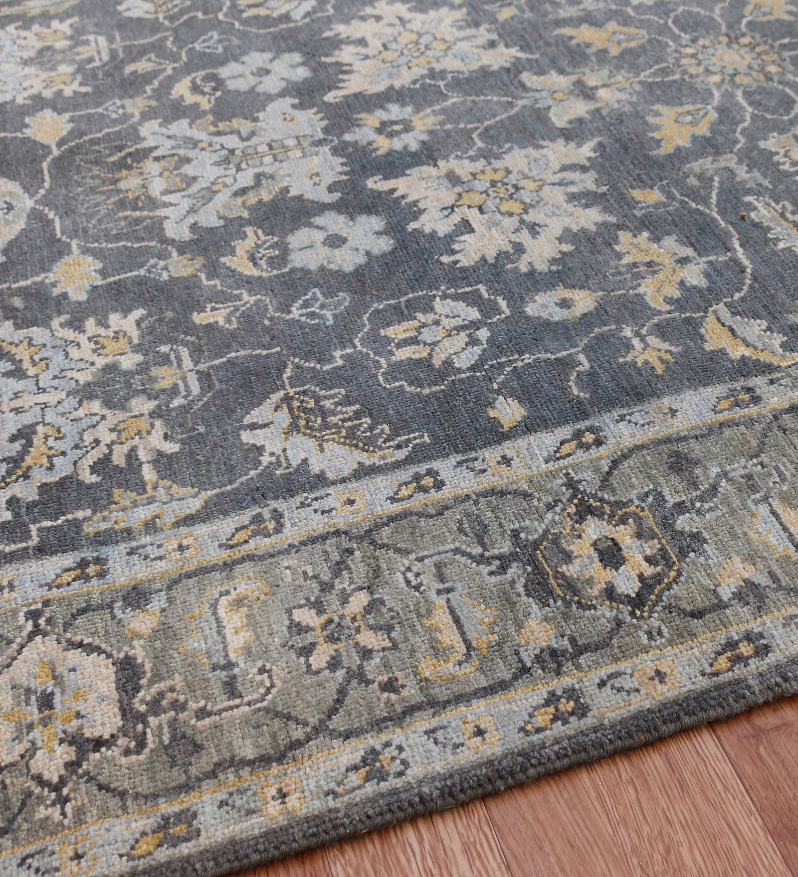 Heritage Traditional Pattern Hand Knotted  Rectangle Anti-Skid Designer Carpet, Prayer Rug For Office Cabins, Small Living Spaces - 2'X3'