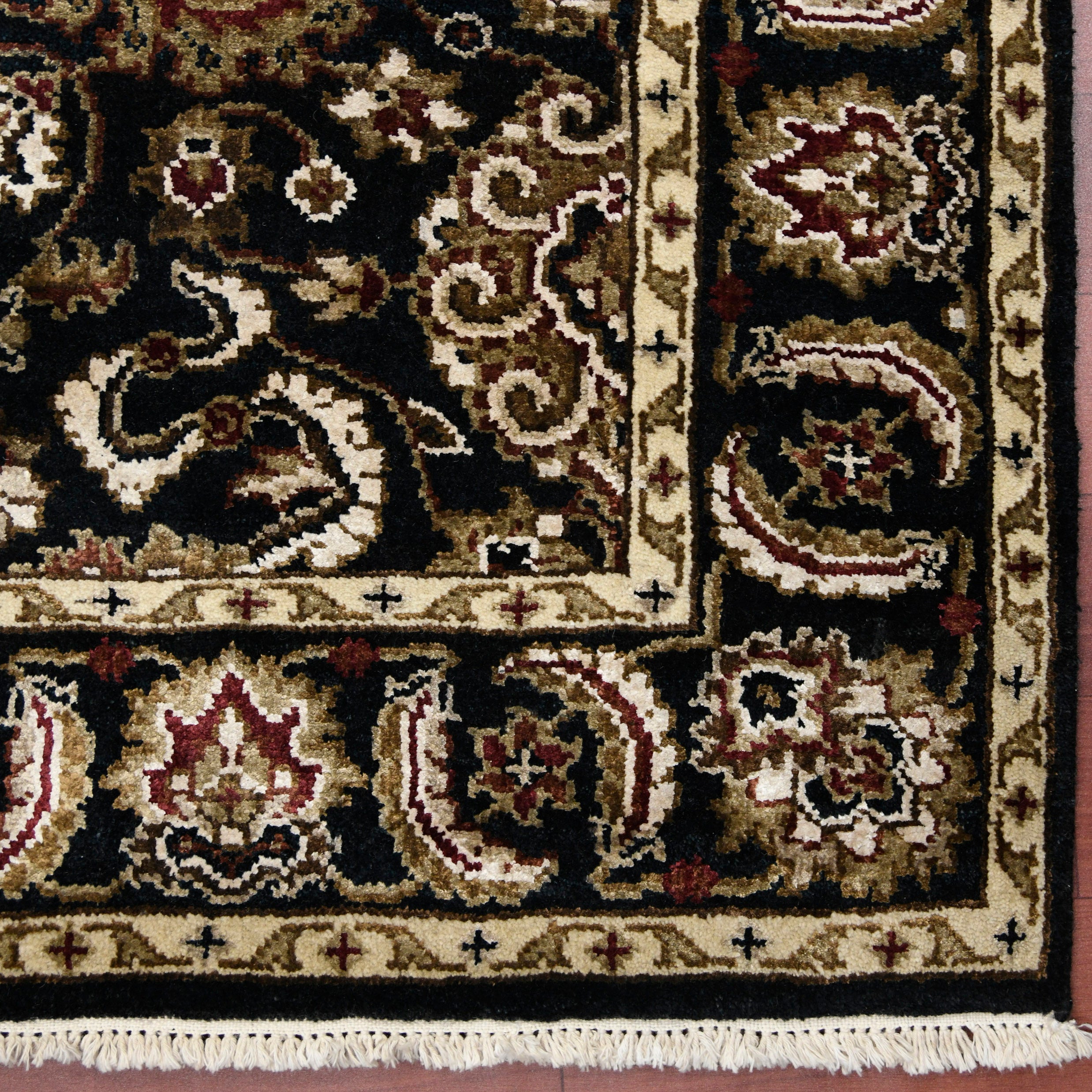 Luxor Classic Pattern Hand Knotted  Rectangle Anti-Skid Designer Carpet, Prayer Rug For Office Cabins, Small Living Spaces - 2'X3'