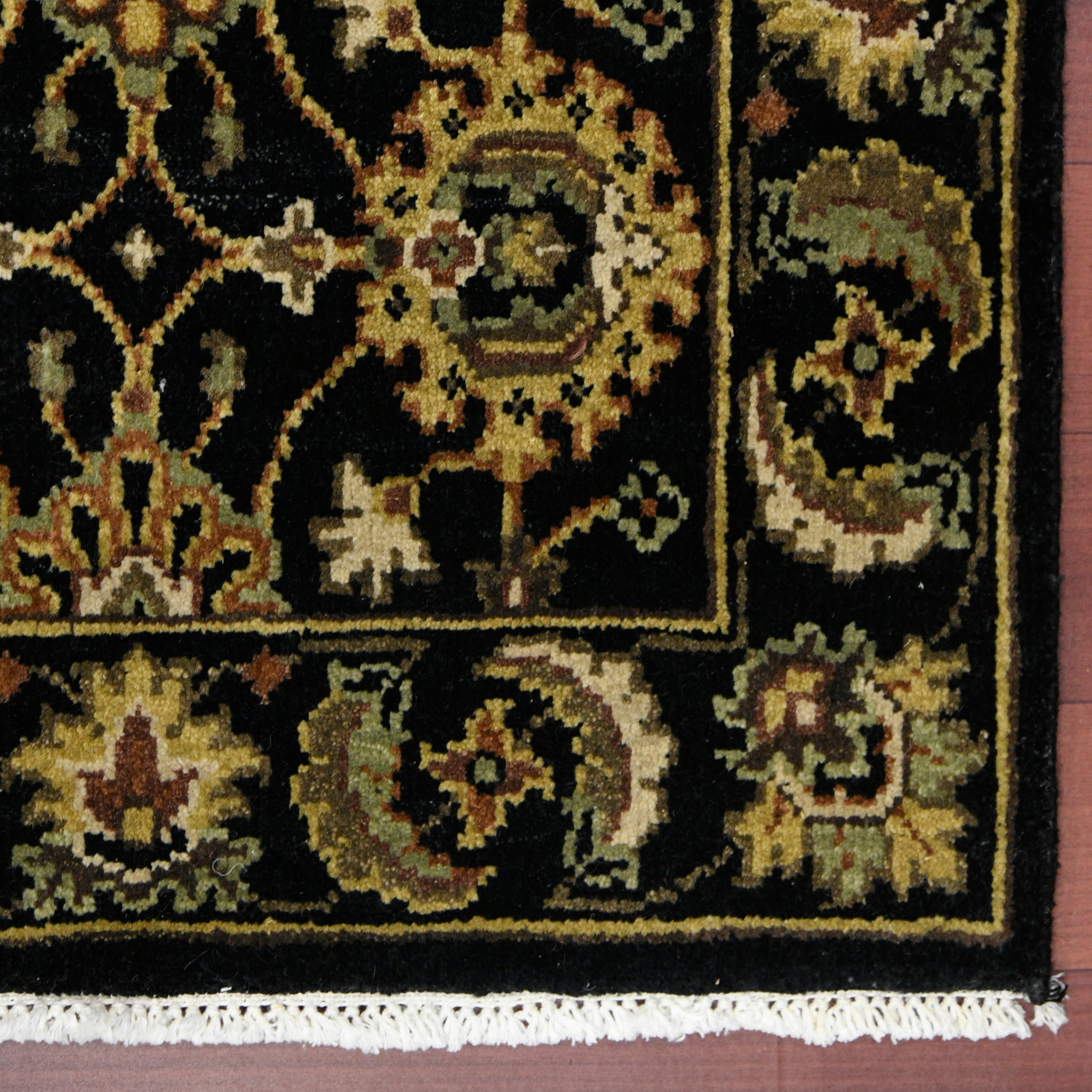 Luxor Classic Pattern Hand Knotted  Rectangle Anti-Skid Designer Carpet, Prayer Rug For Office Cabins, Small Living Spaces - 2'X3'