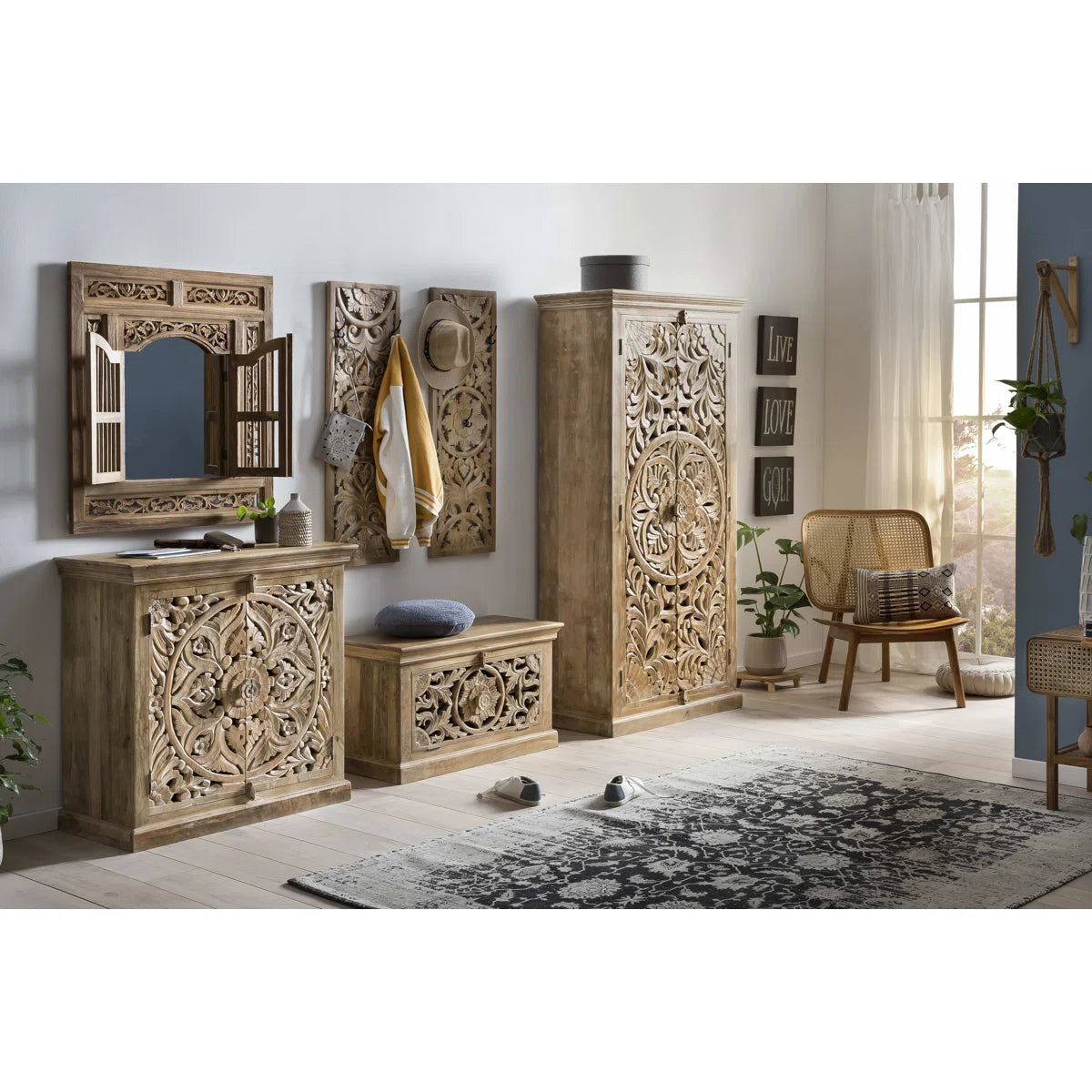 Armoire