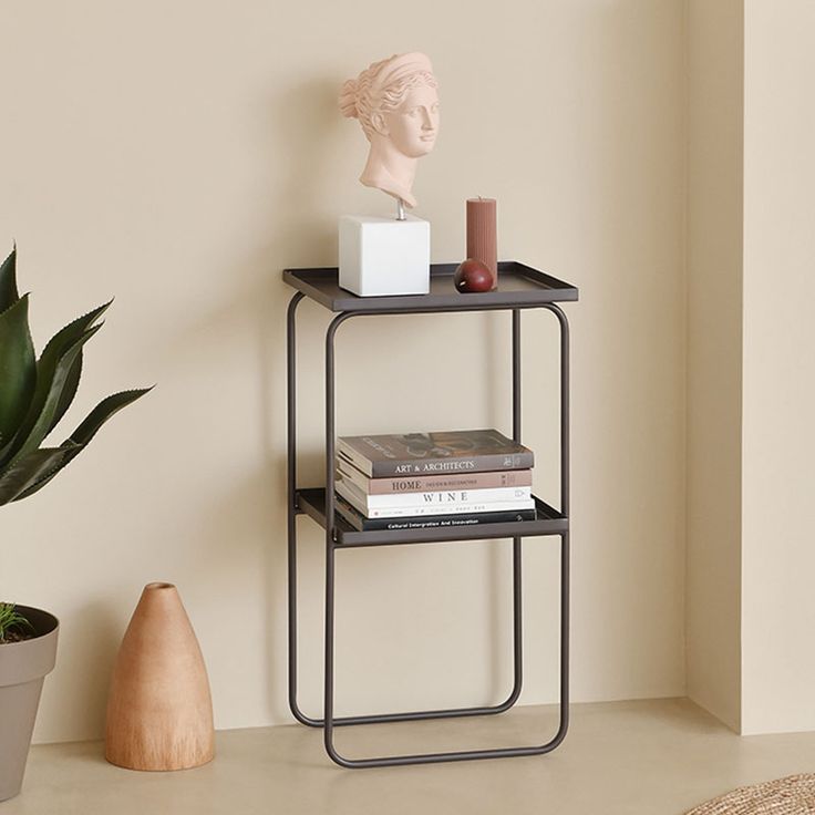 POOOLIK TABLE