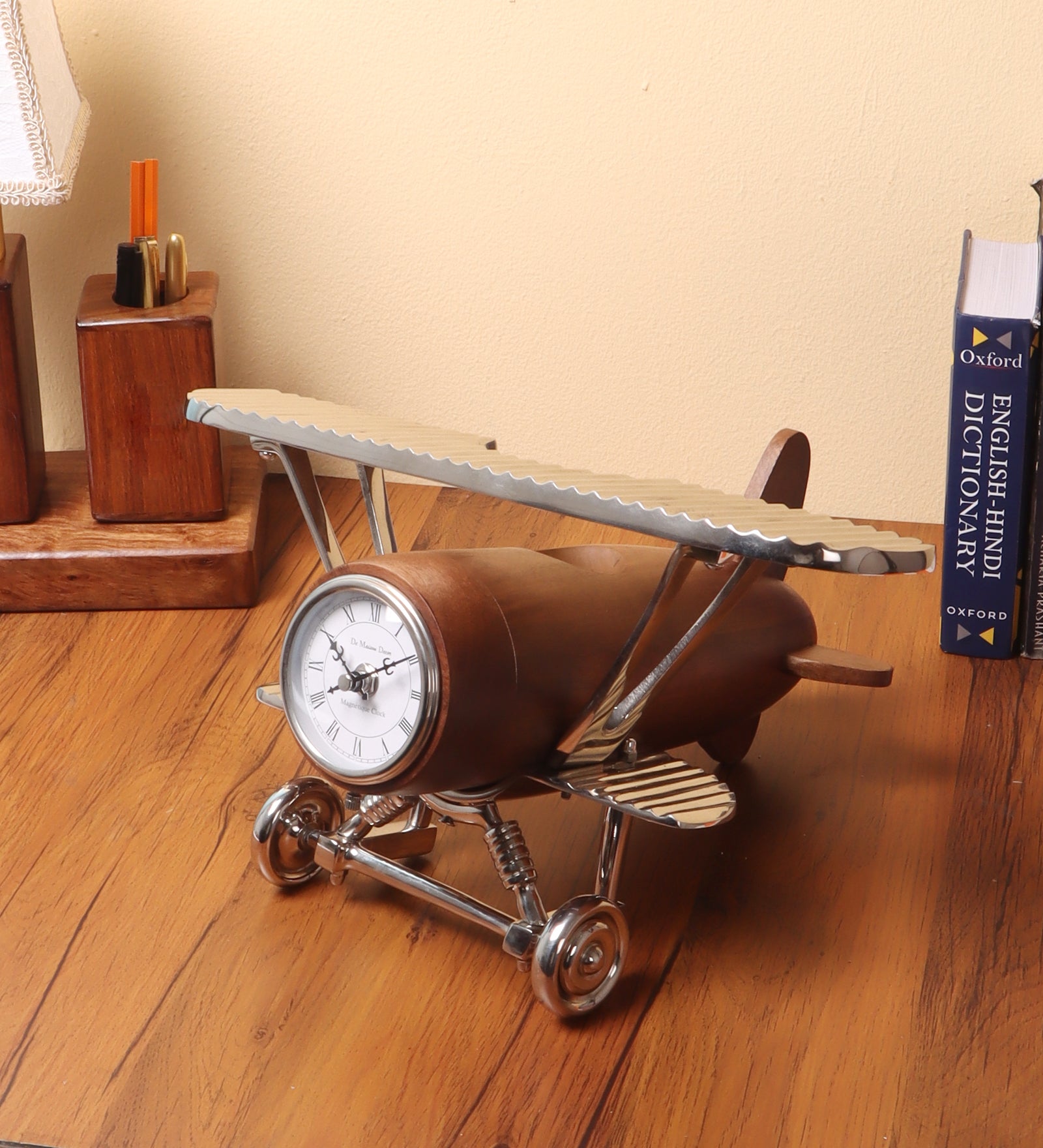Meridian’s Sentinel table clock - OUCH CART 