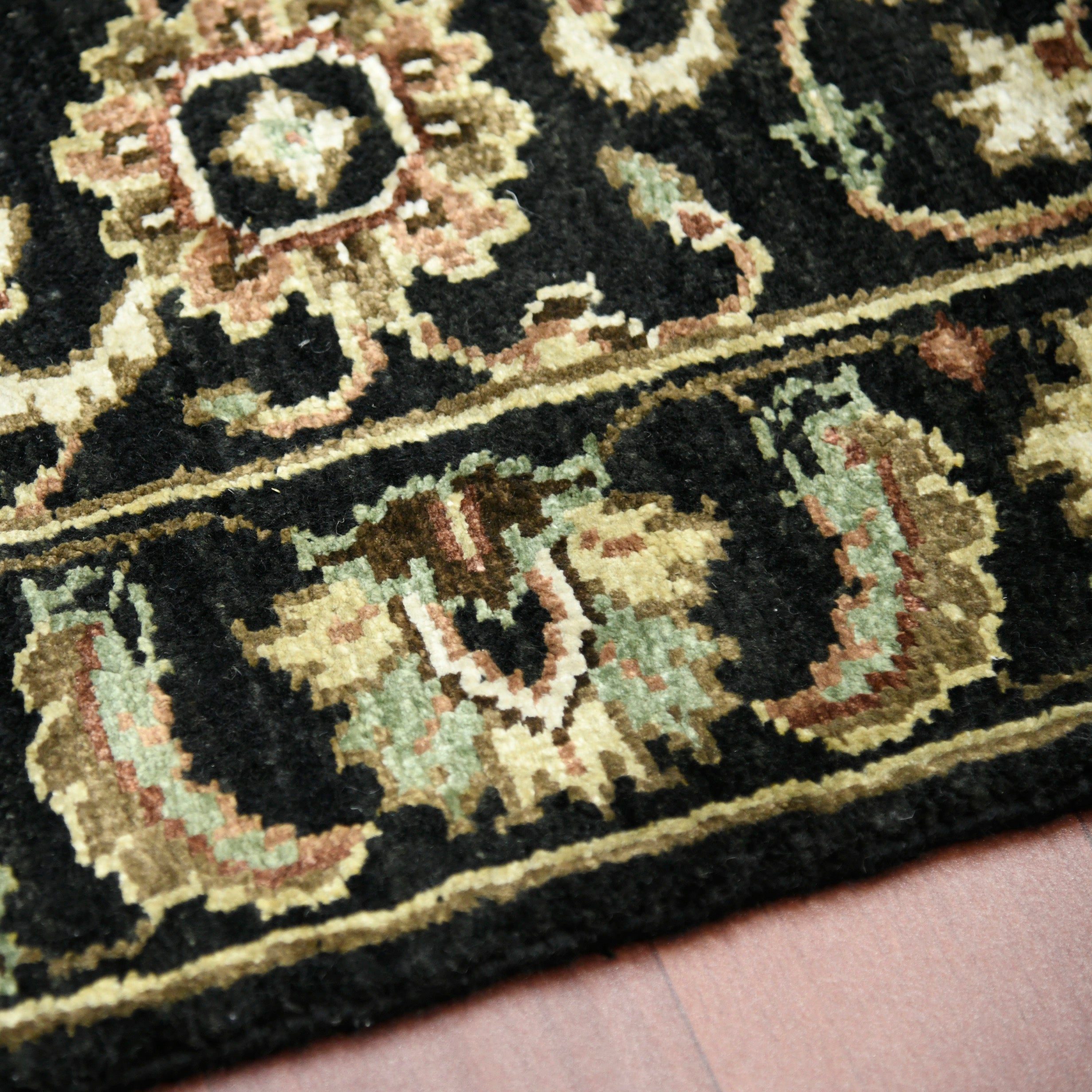 Luxor Classic Pattern Hand Knotted  Rectangle Anti-Skid Designer Carpet, Prayer Rug For Office Cabins, Small Living Spaces - 2'X3'