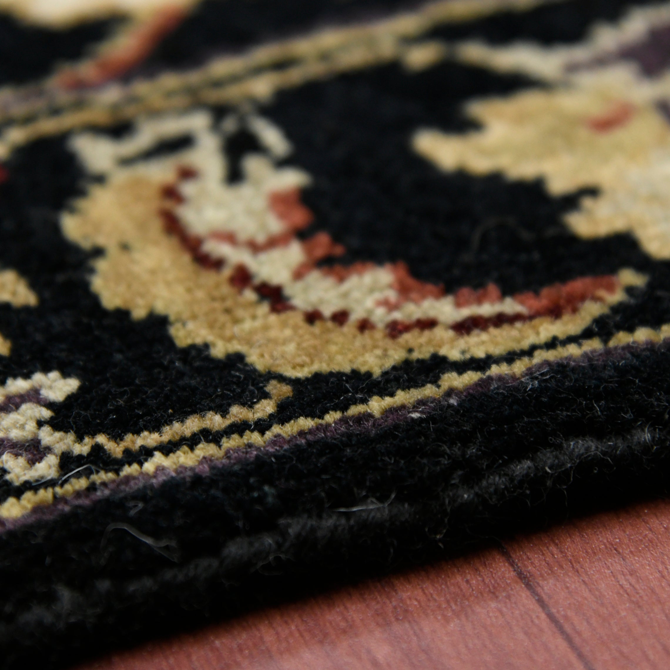 Luxor Classic Pattern Hand Knotted  Rectangle Anti-Skid Designer Carpet, Prayer Rug For Office Cabins, Small Living Spaces - 2'X3'