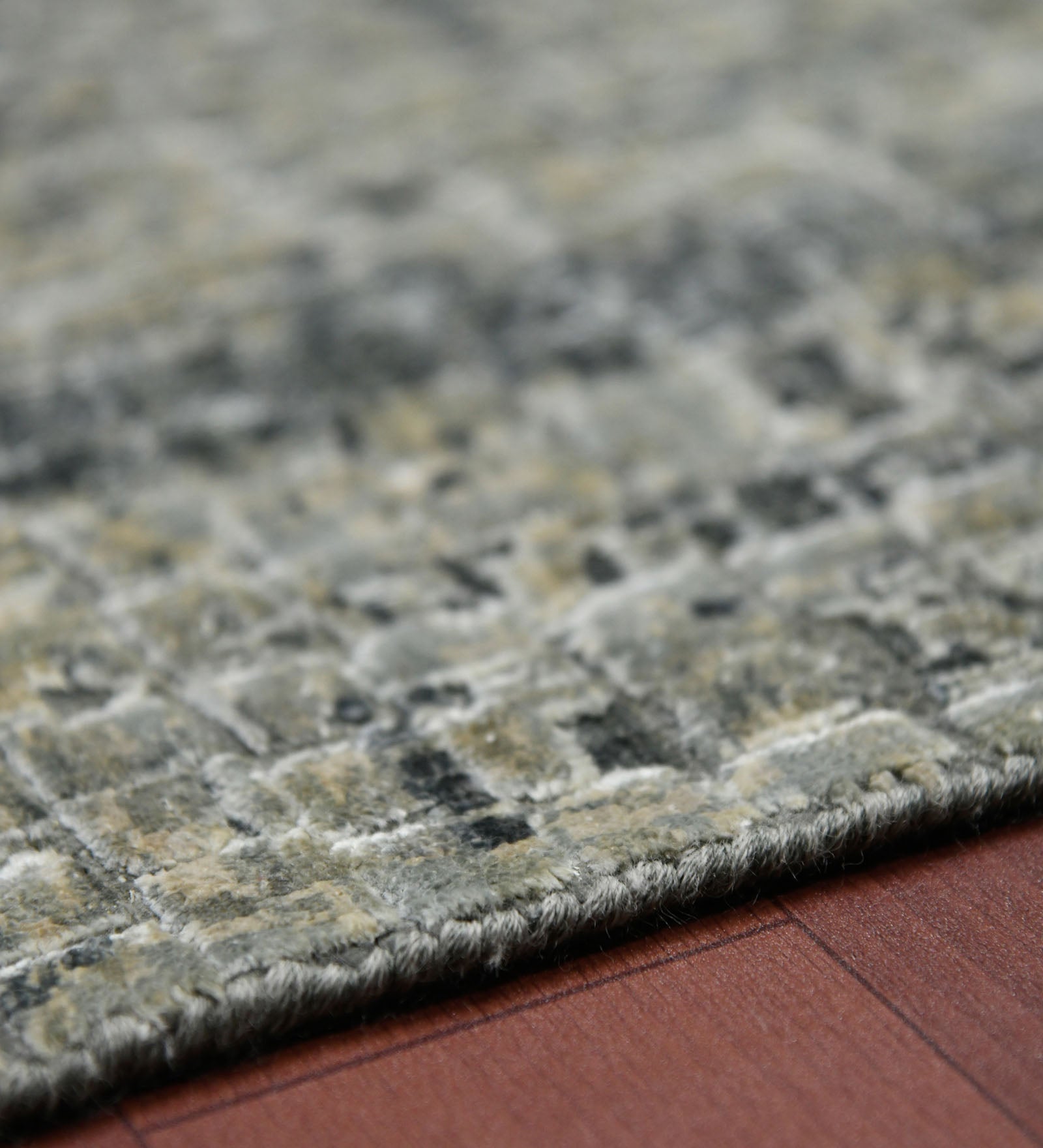 Emerald Modern Pattern Hand Knotted  Rectangle Anti-Skid Designer Carpet, Prayer Rug For Office Cabins, Small Living Spaces - 2'X3'