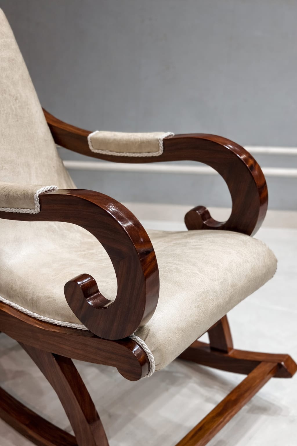 Aamazing Hand Carved Rocking Chair (Teak Wood )