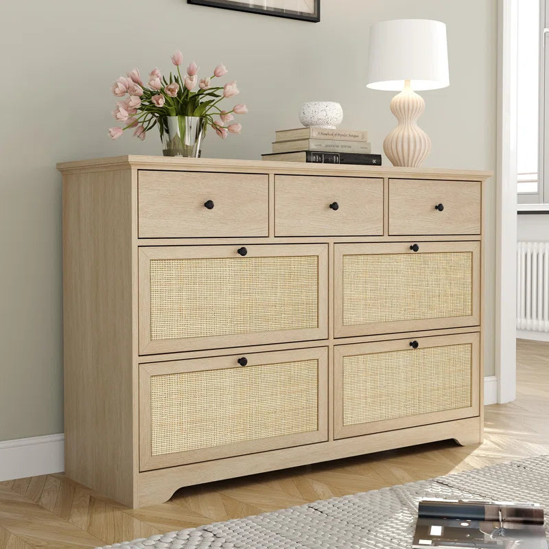 Elegant 7-Drawer Dresser with Ample Storage and Modern Design