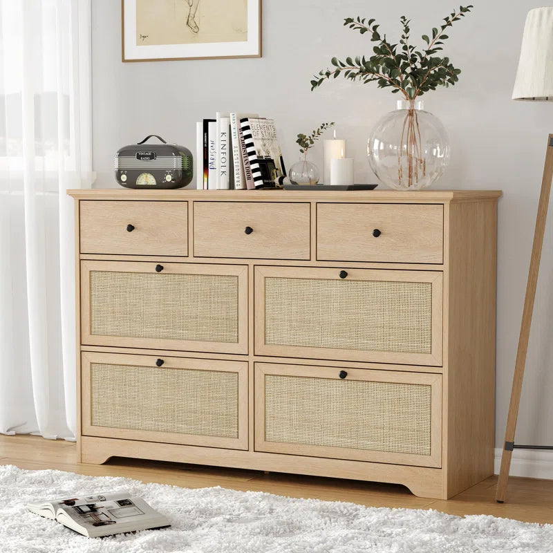 Elegant 7-Drawer Dresser with Ample Storage and Modern Design