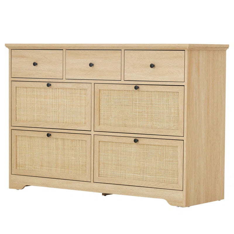 Elegant 7-Drawer Dresser with Ample Storage and Modern Design