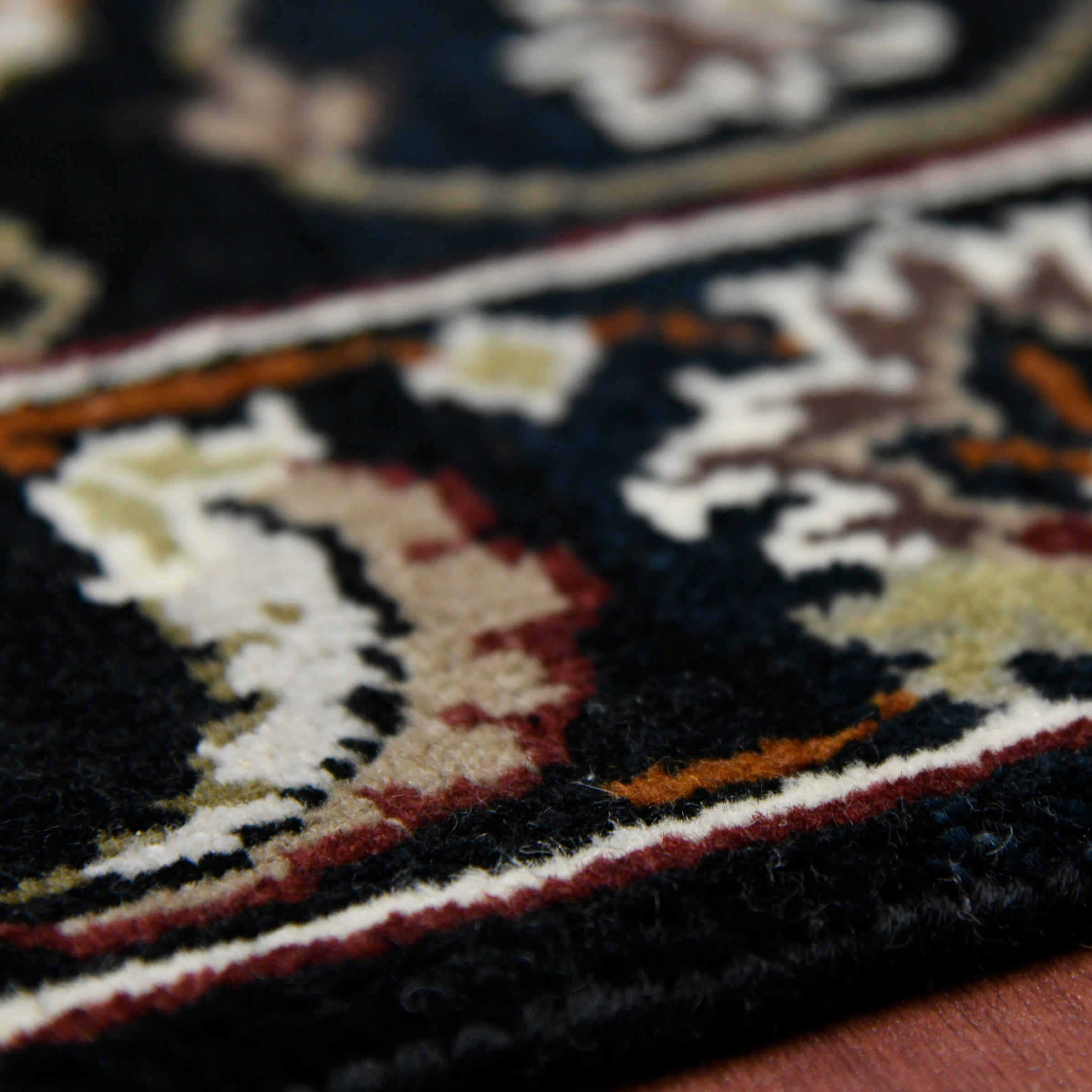 Luxor Classic Pattern Hand Knotted  Rectangle Anti-Skid Designer Carpet, Prayer Rug For Office Cabins, Small Living Spaces - 2'X3'