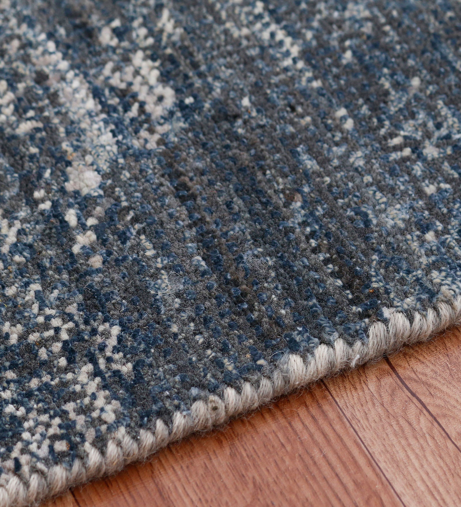 Dazzle Modern Pattern Hand Knotted  Rectangle Anti-Skid Designer Carpet, Prayer Rug For Office Cabins, Small Living Spaces - 4'x6'