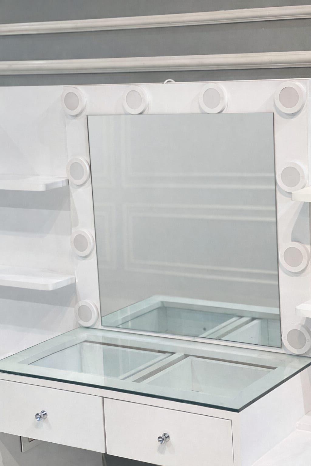 Luxury White Makeup Vanity Table with LED Mirror & Storage Drawers | Professional Dressing Unit