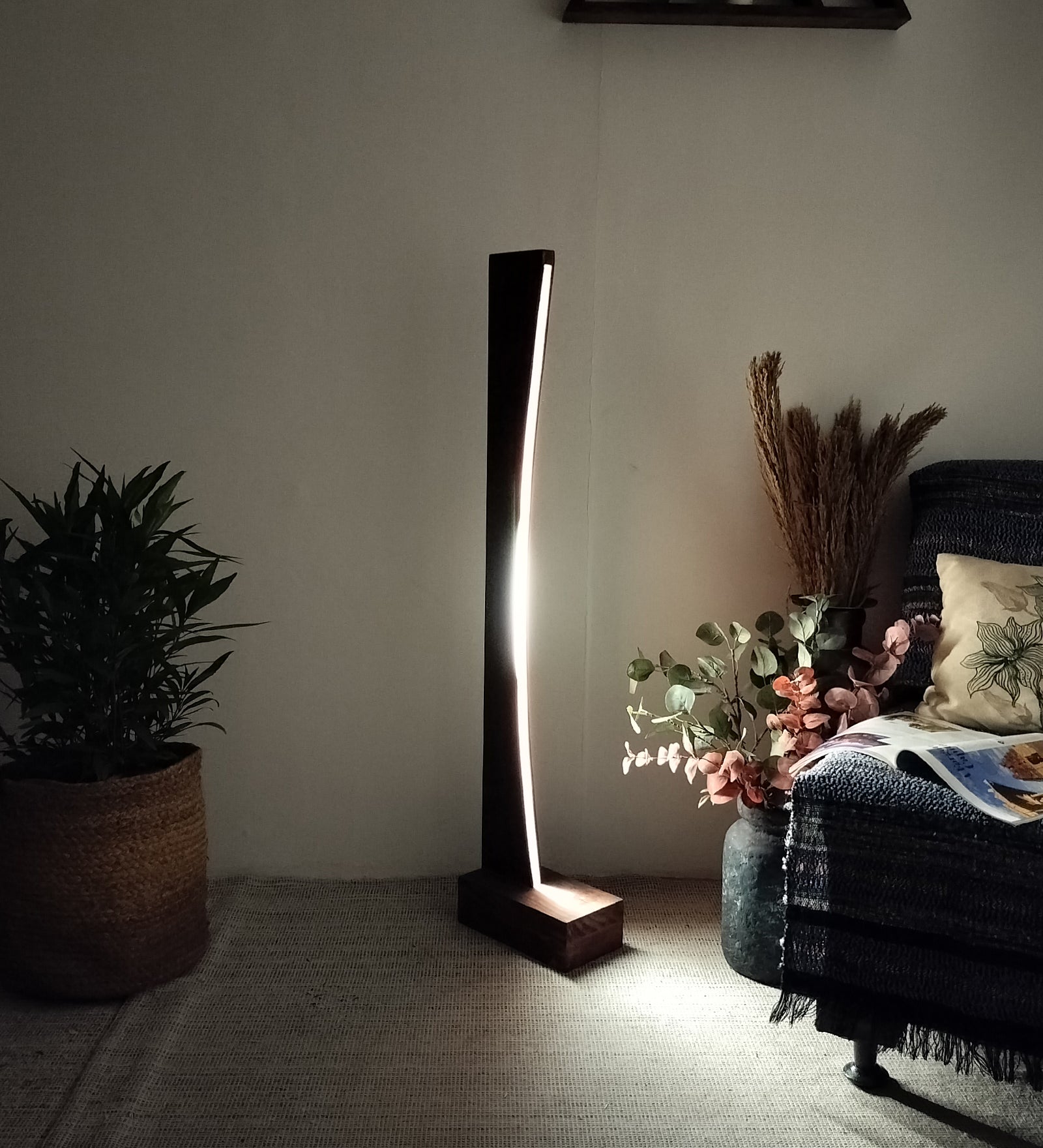 Arc LED Wooden Floor Lamp (BULB NOT INCLUDED)