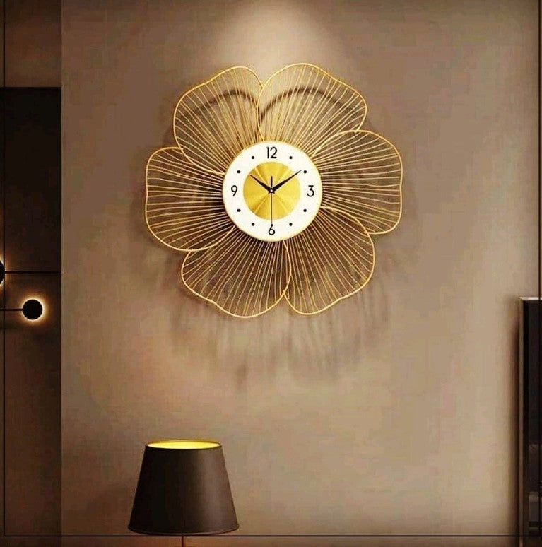 Six Petals Metalwallclock 24Inch