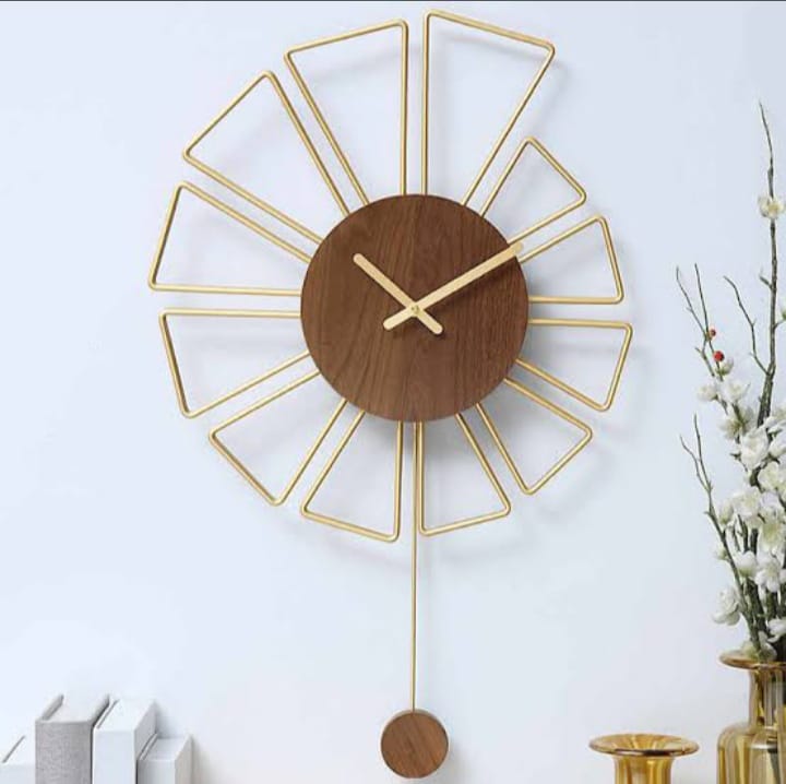 Tringle Pendiulum Wall Clock
