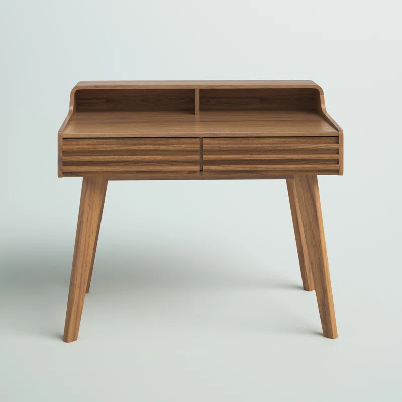 Carrington Takt Writing Desk: Sophisticated Design for a Stylish Workspace