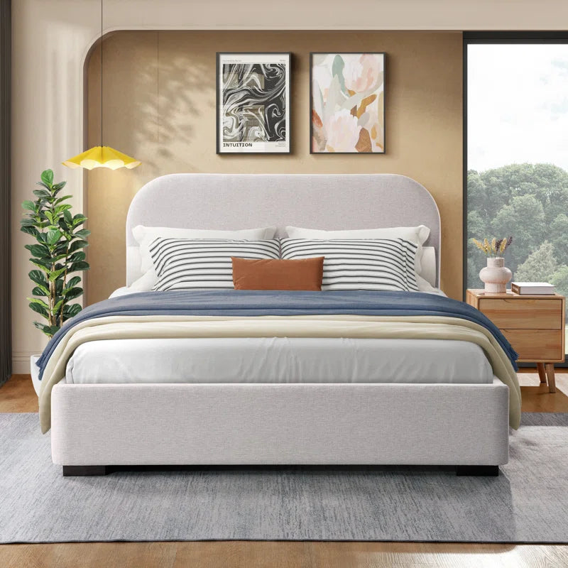 Reigen Boucle Platform Bed