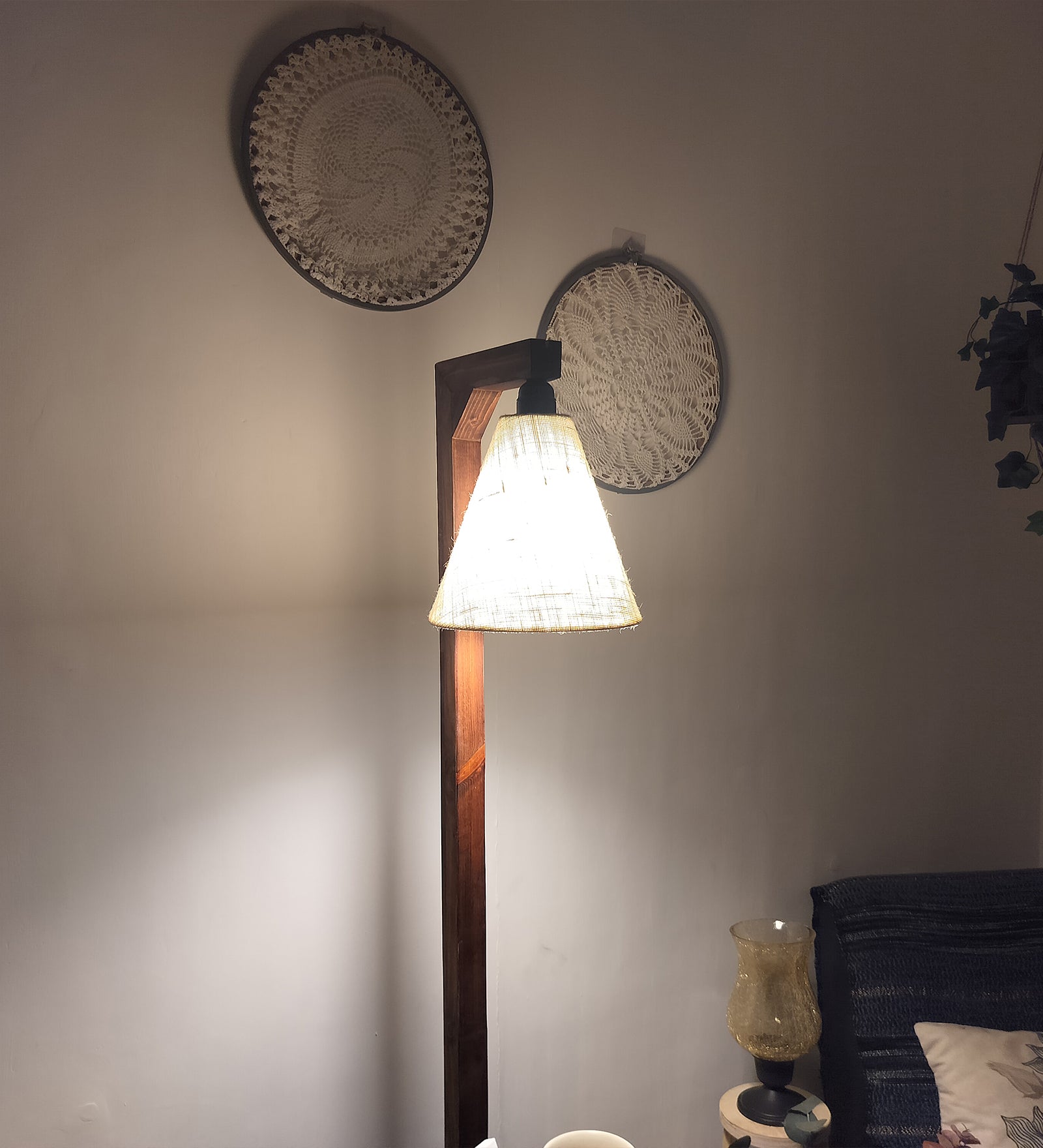 Gerard Wooden Floor Lamp with Brown Base and Jute Fabric Lampshade (BULB NOT INCLUDED)