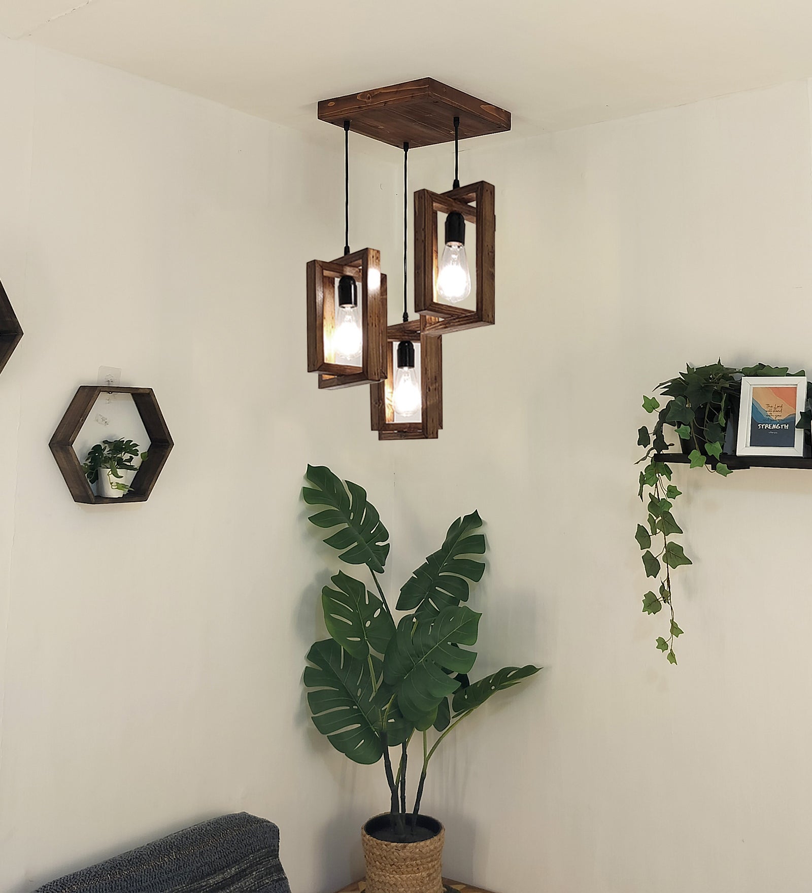 Gyro Brown Cluster Hanging Lamp (BULB NOT INCLUDED)