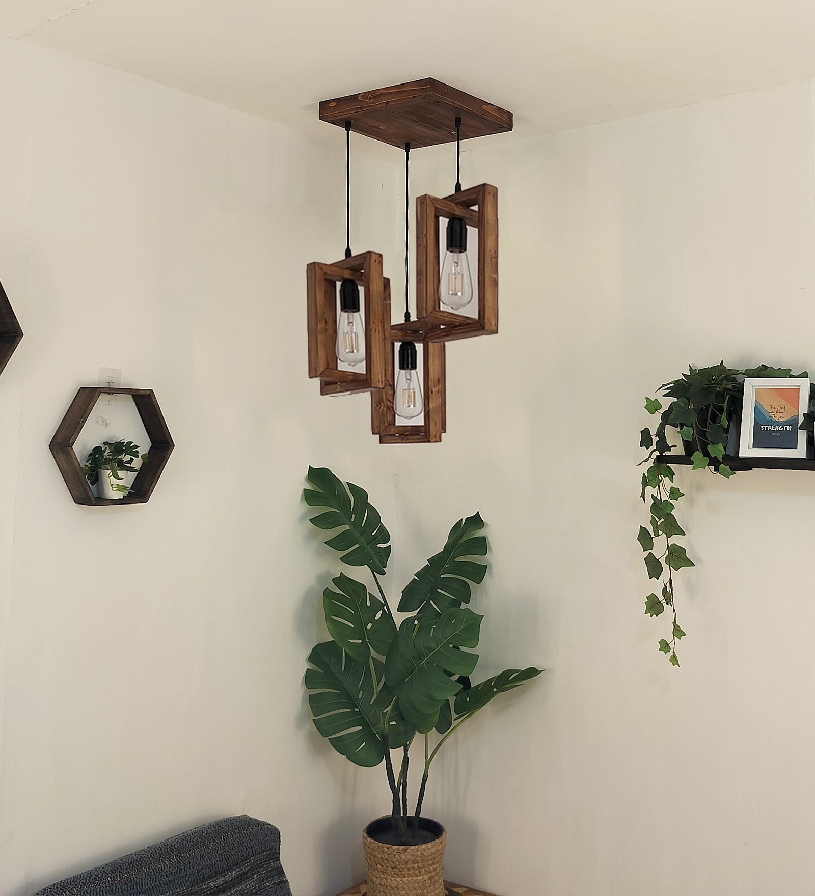 Gyro Brown Cluster Hanging Lamp (BULB NOT INCLUDED)