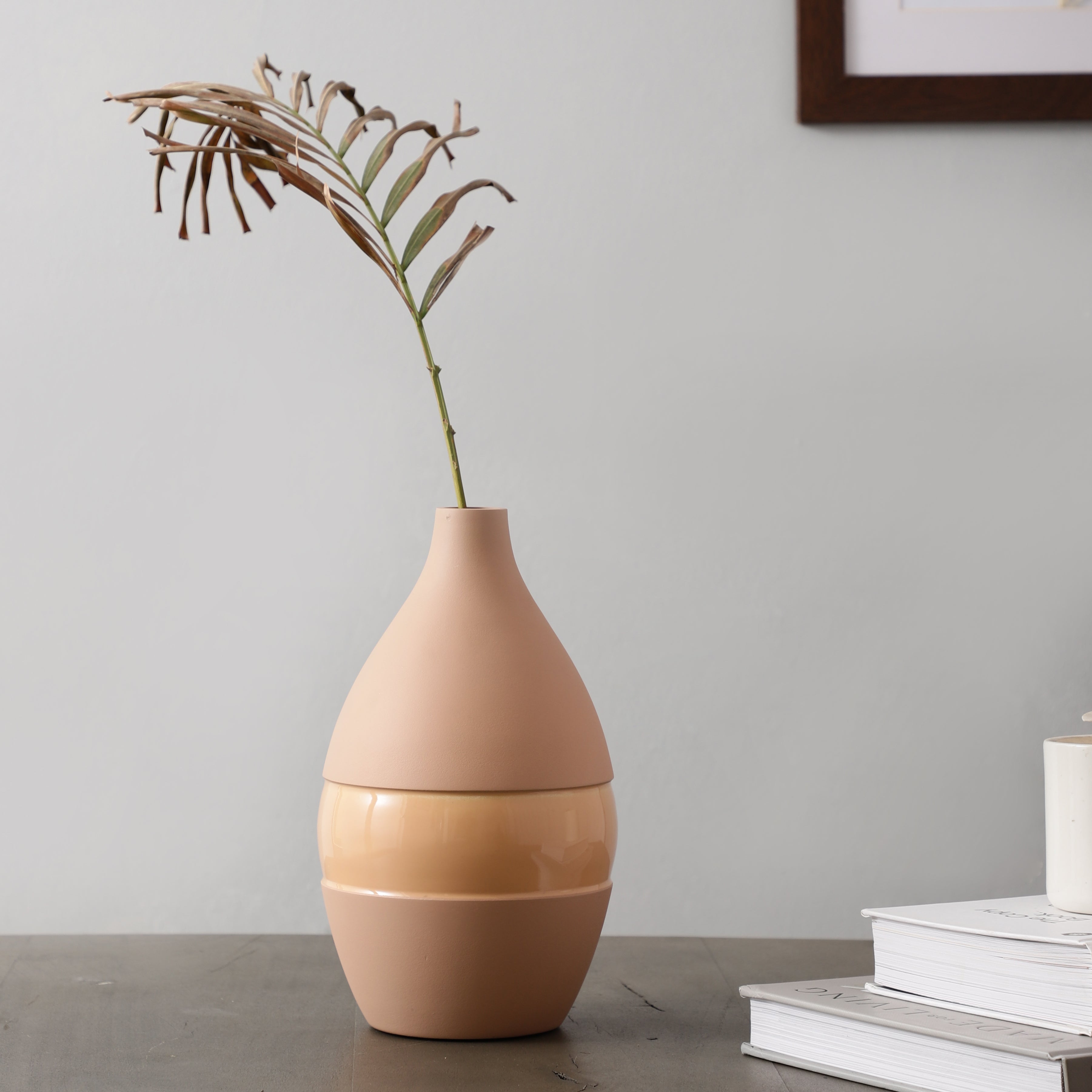 Vesera Peach Enamel Vase