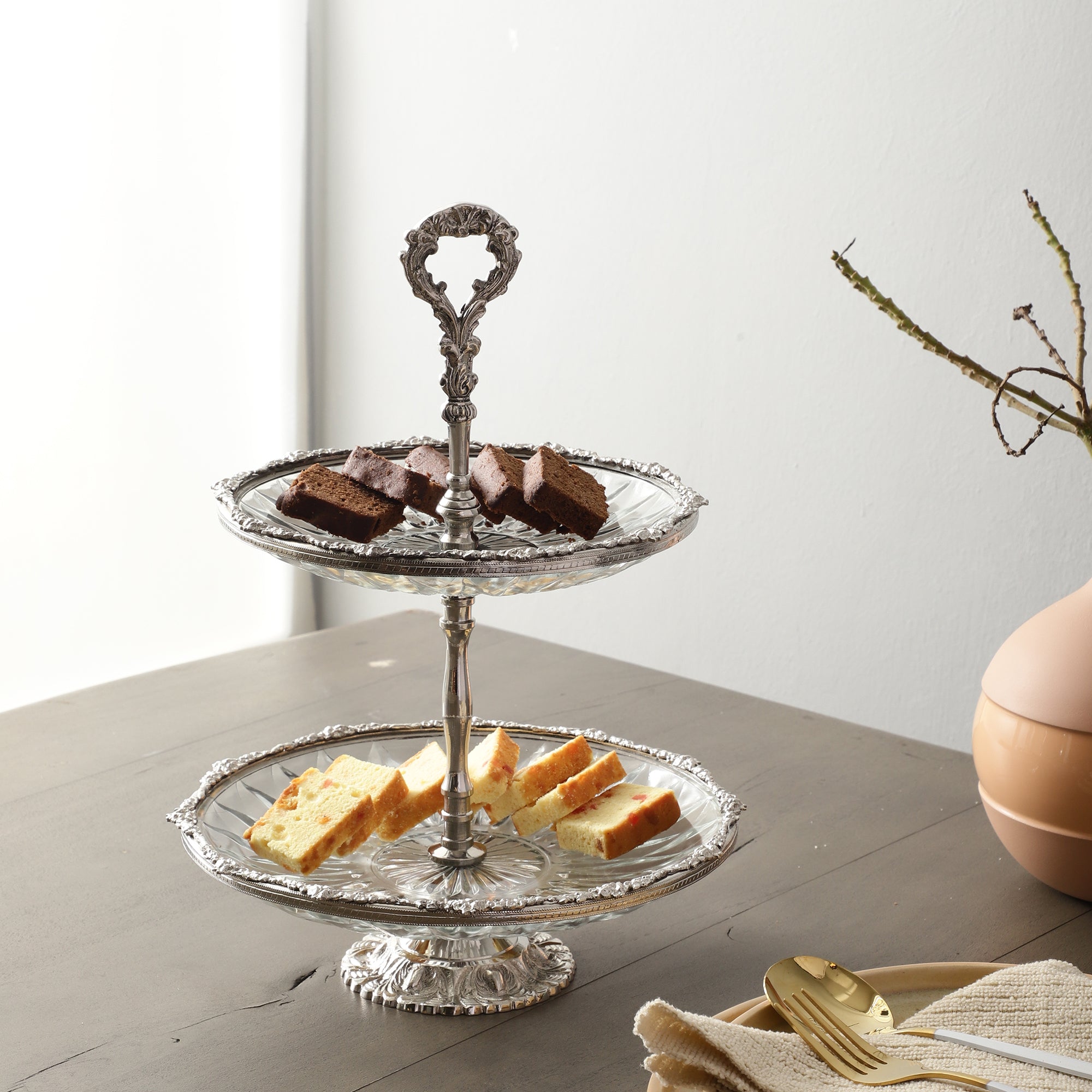 Spearhead Crystal Double Cake Stand in Silver