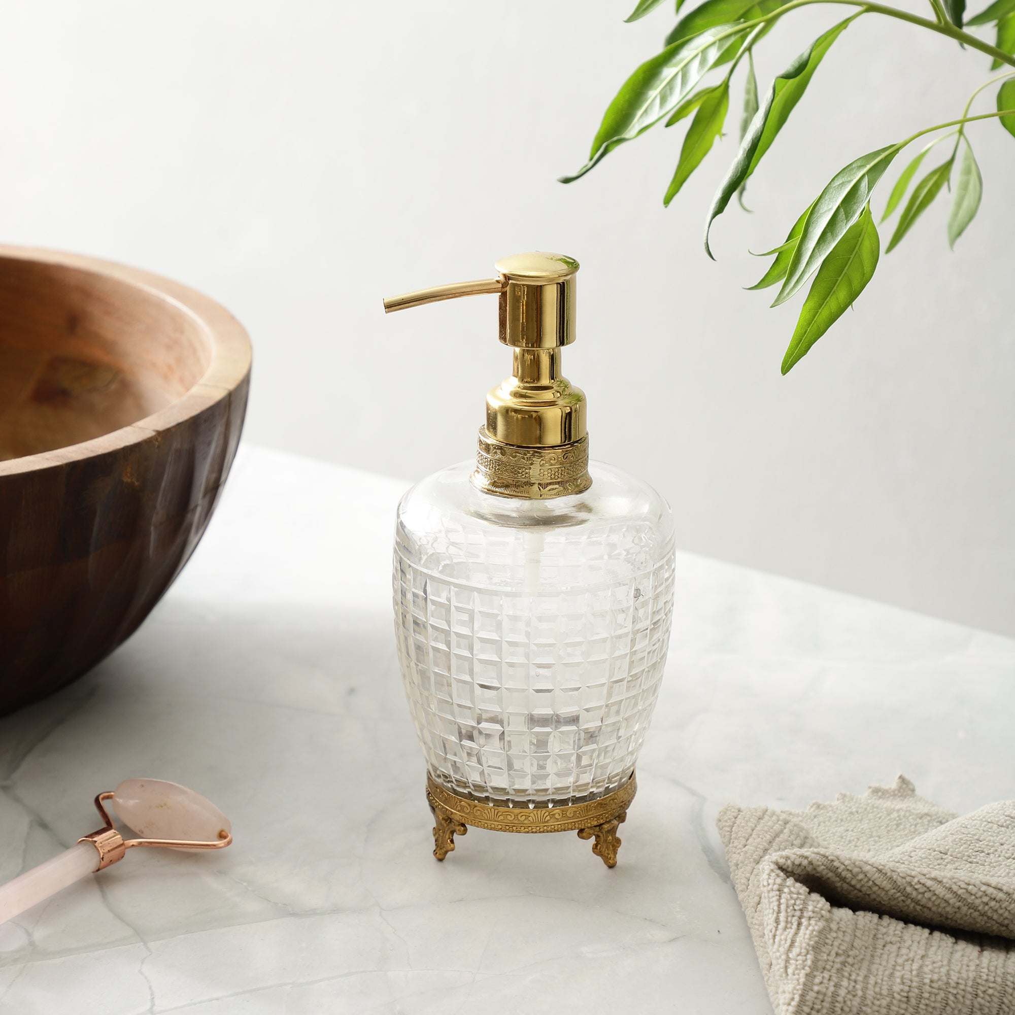 Alteza crystal Cut dispenser in gold