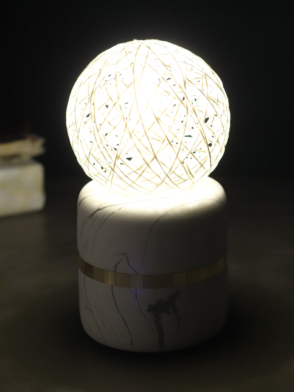 Weave Forme  Table Lamp