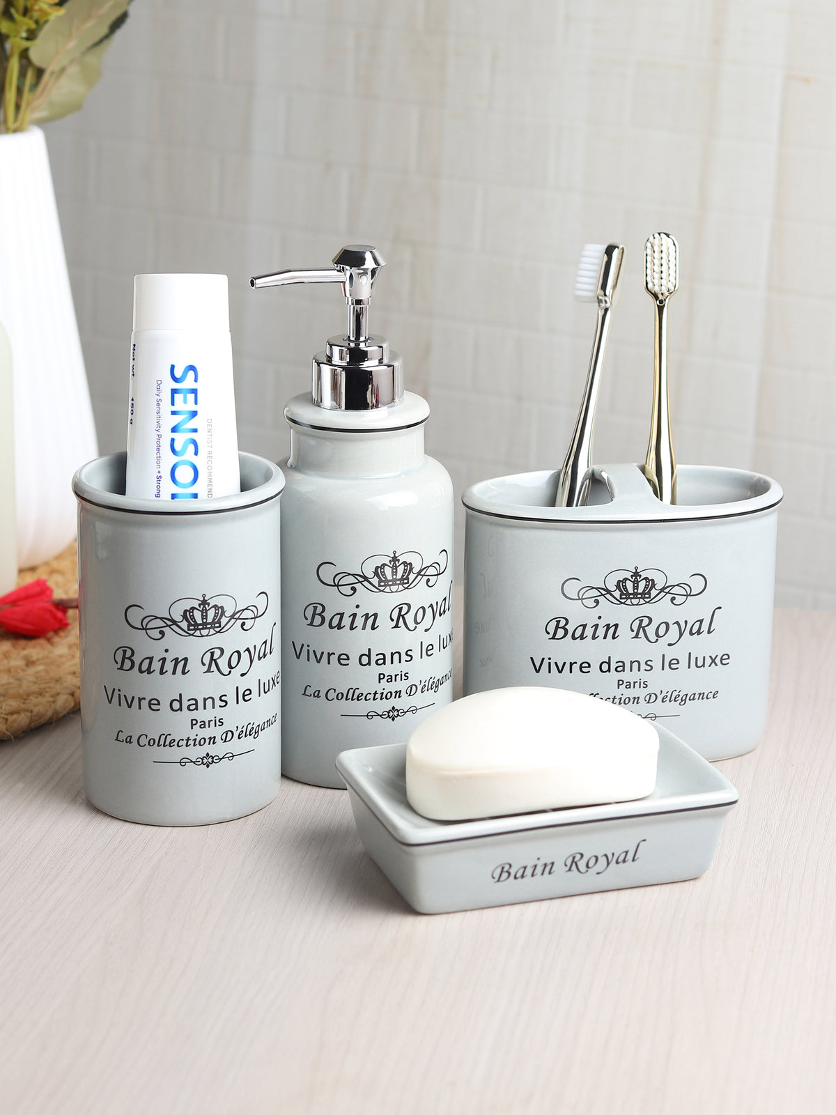 Belle Cour Bathroom Set of 4 White
