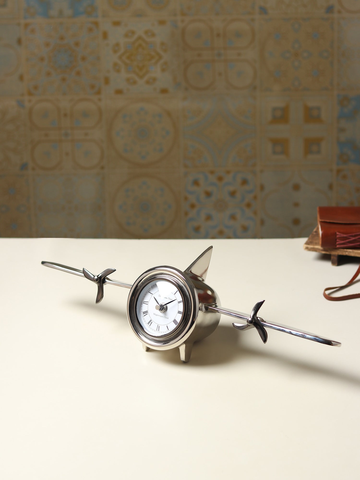  Jettison Table clock in Silver - OUCHCART | Table Clock