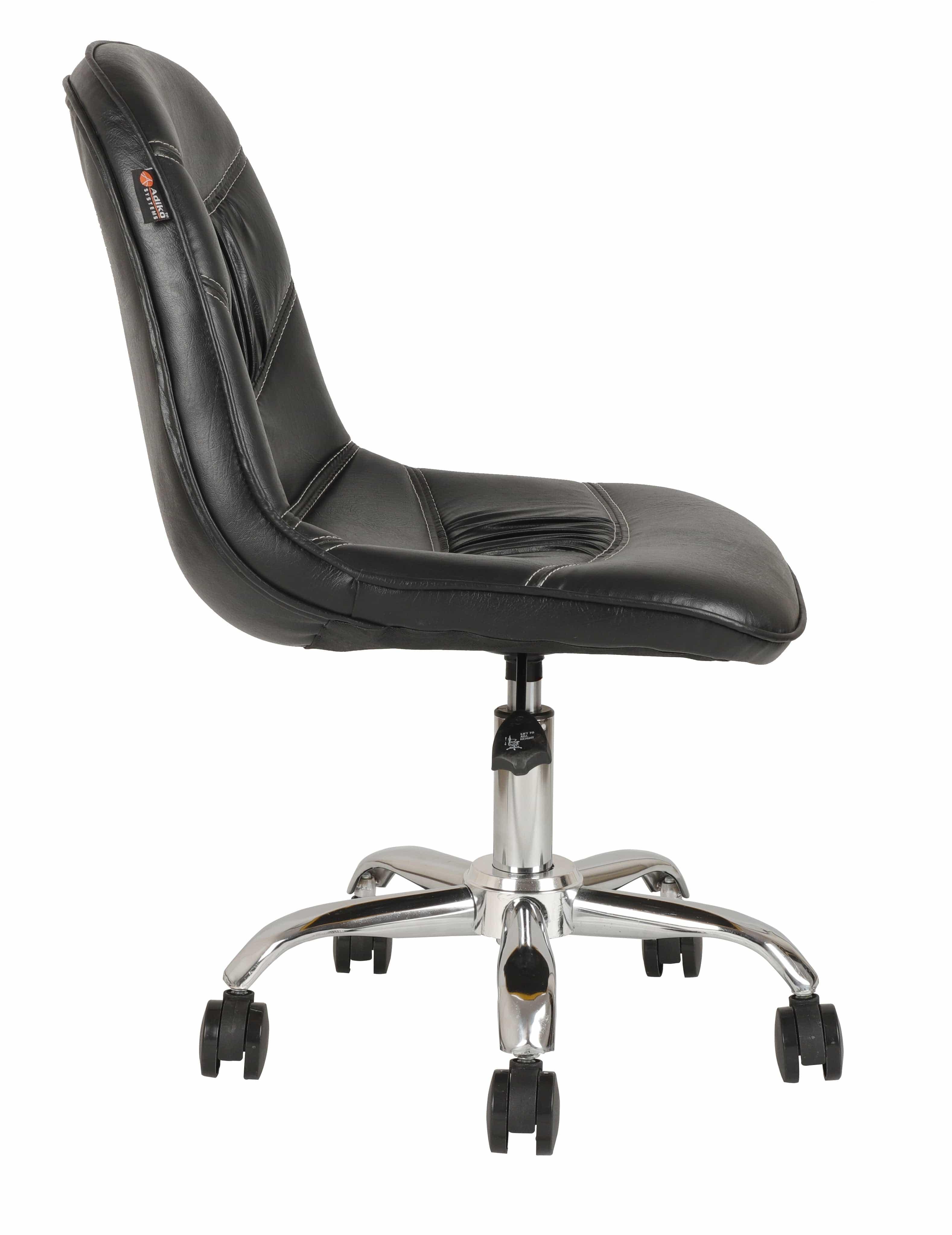 Adiko Lounge Chair in Black - Ouch Cart 