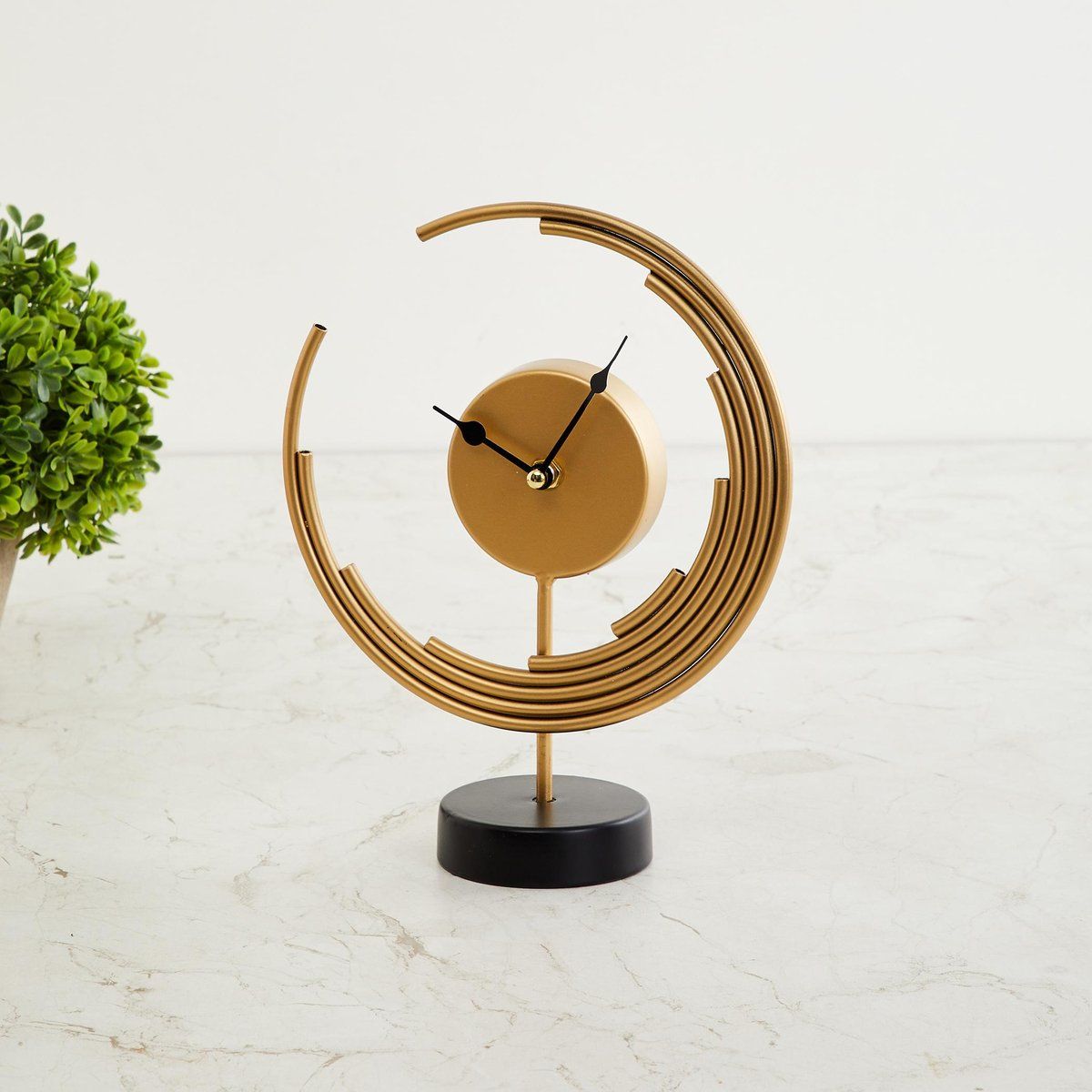 halfmoon table wallclock