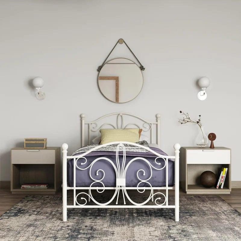 Kourtney Platform Bed