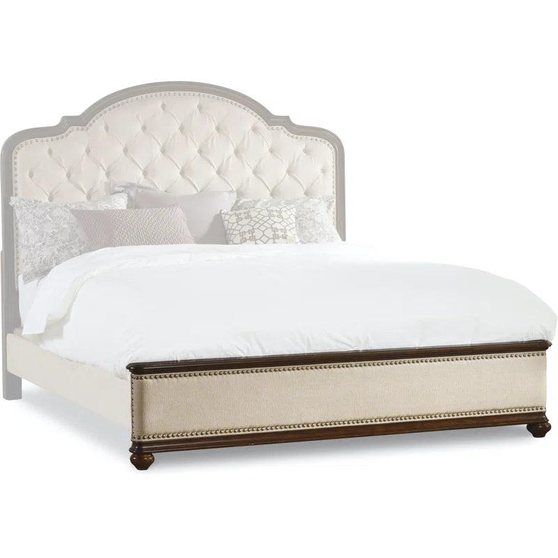 Leesburg King Upholstered Bed