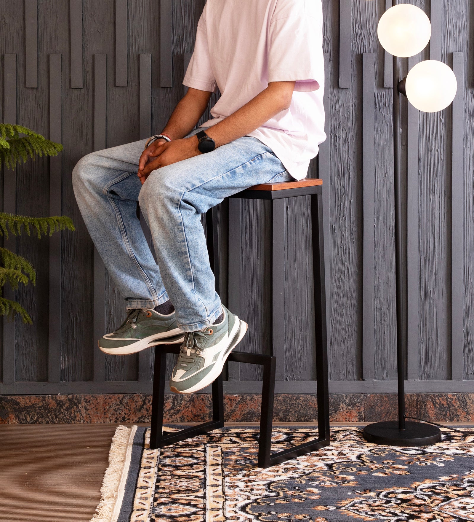 Fressia Bar Stool By Shoppeefry