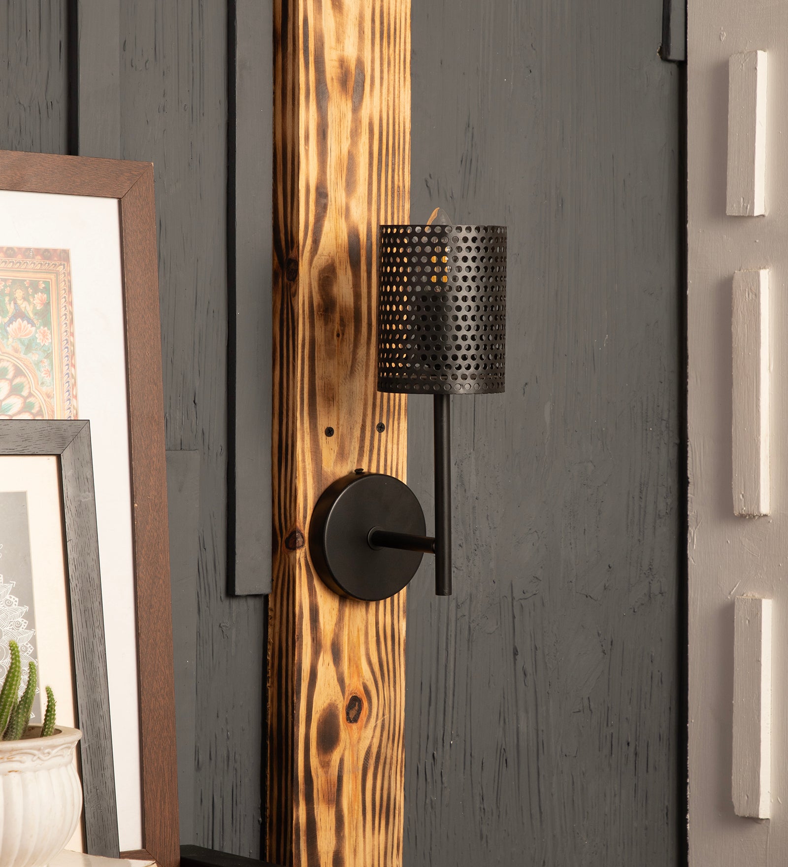 Whitton Wall Sconce By Shoppeefry