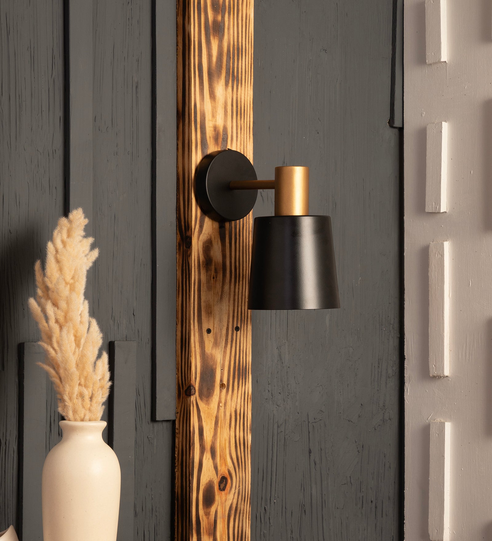 Mint Wall Light By Shoppeefry