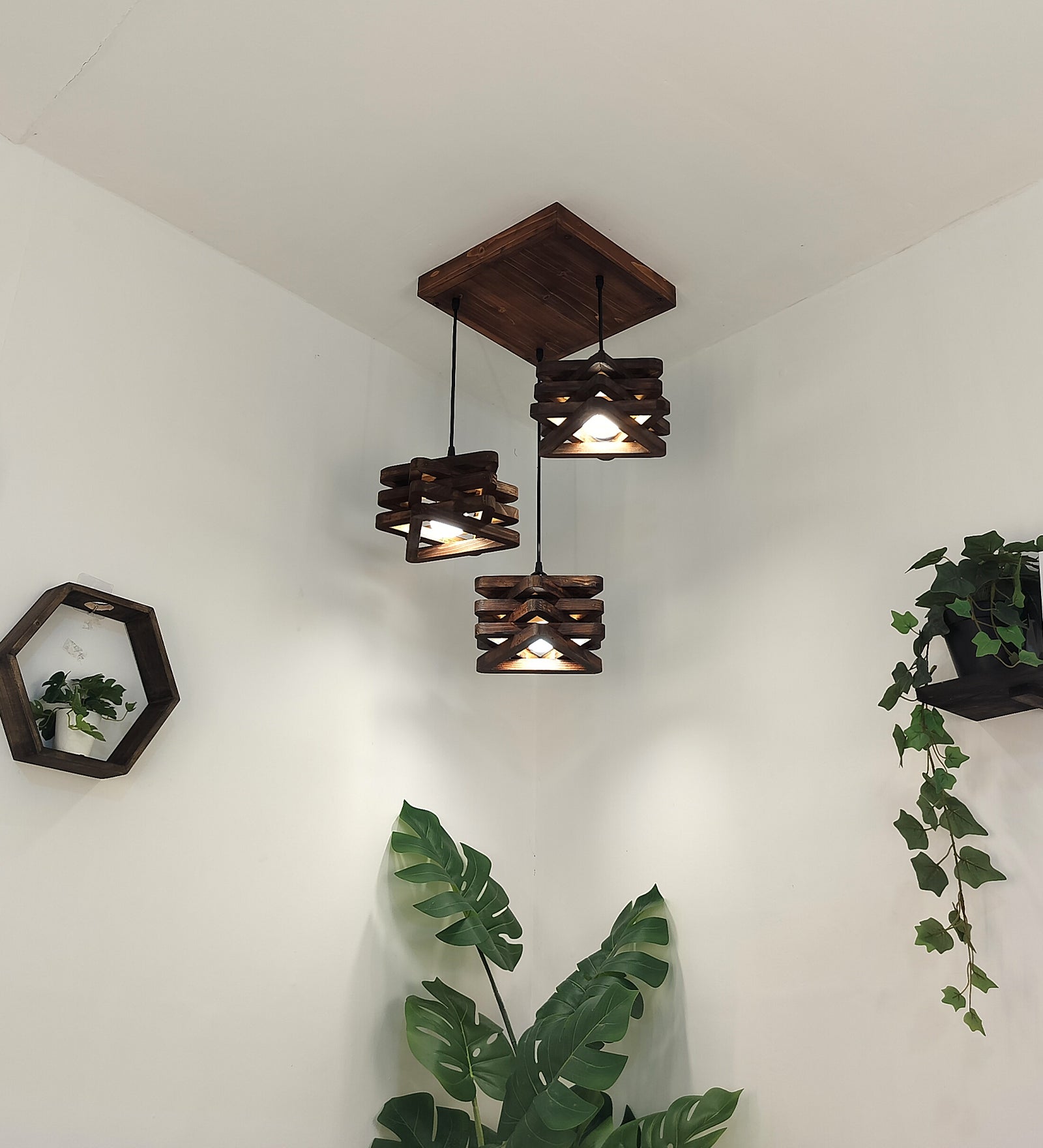 Star Brown Cluster Hanging Lamp (BULB NOT INCLUDED)