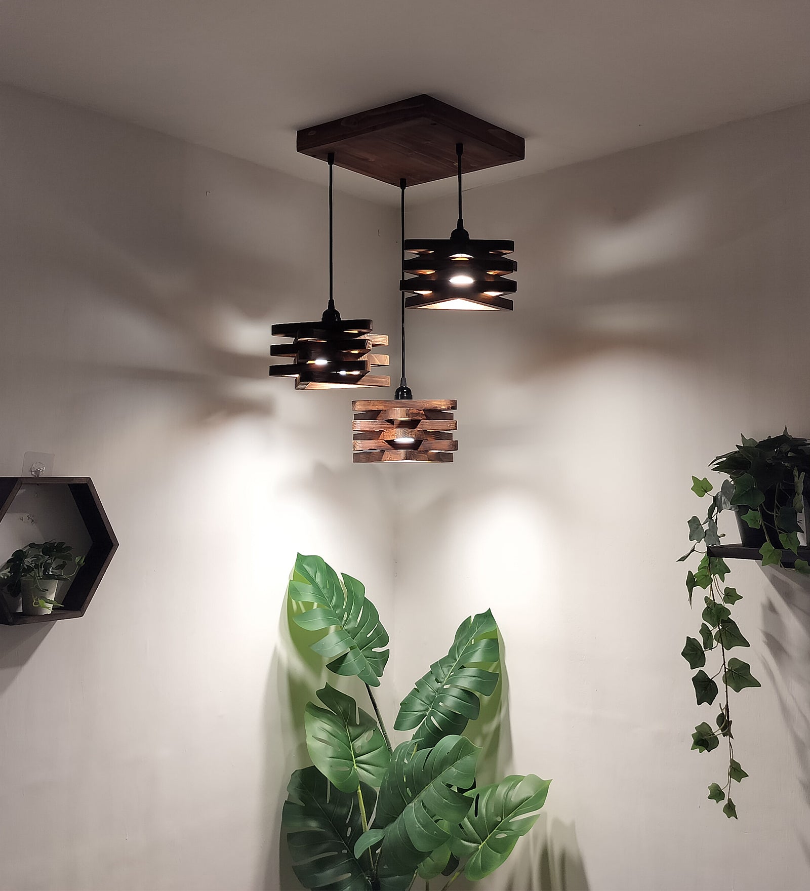 Star Brown Cluster Hanging Lamp (BULB NOT INCLUDED)